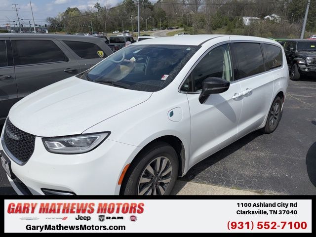 Bright White Clearcoat 2024 Chrysler Pacifica Hybrid Select FWD Minivan Front-Wheel Drive Continuously Variable Transmission