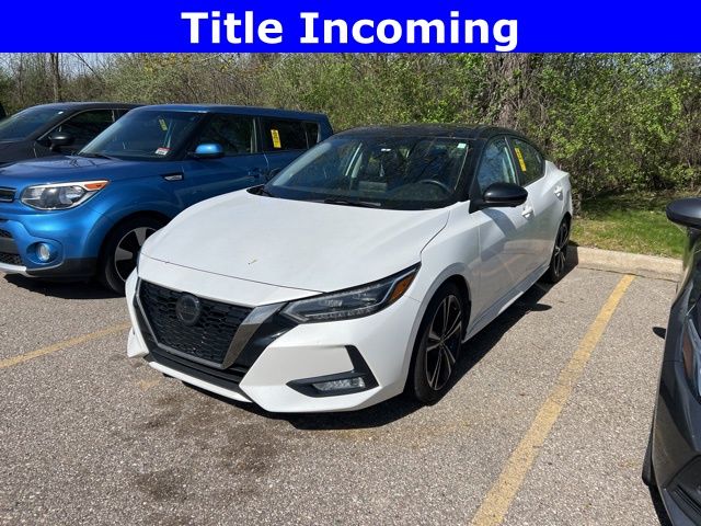 Aspen White Tricoat/Super Black 2023 Nissan Sentra SR FWD Sedan Front-Wheel Drive Continuously Variable Transmission