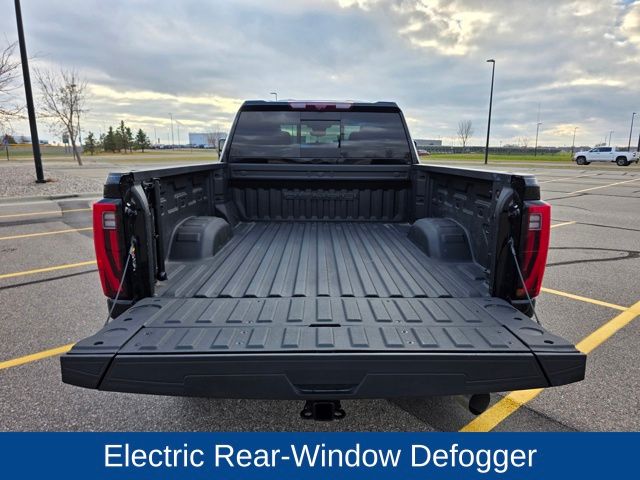 2024 GMC Sierra 3500HD Denali Ultimate