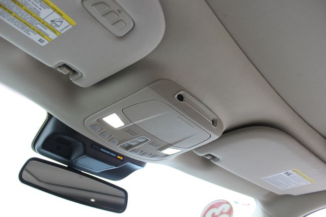 Used 2023 Silver Ford Limited image 22