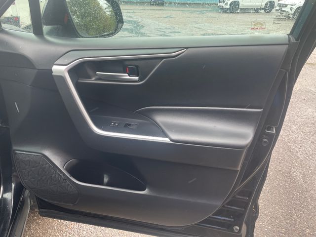 Used 2021 Toyota RAV4 SUV
