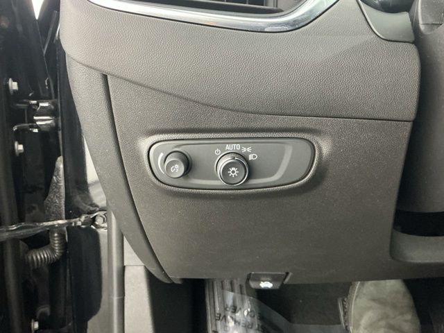 used 2023 Chevrolet Equinox car, priced at $20,000