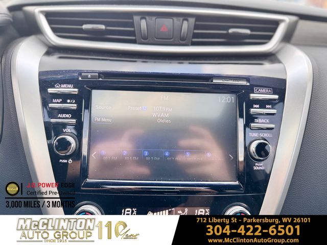 2018 White Nissan Murano SL AWD SUV