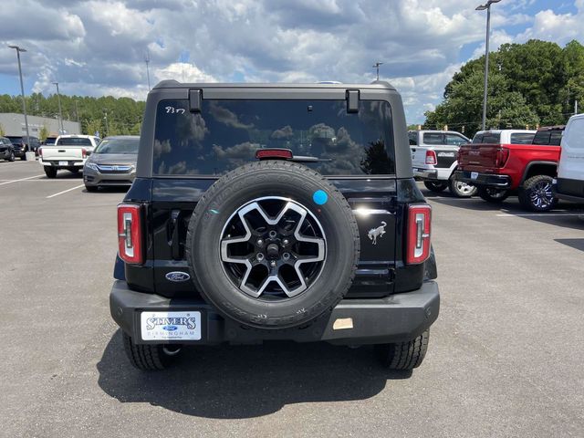 2024 Ford Bronco Outer Banks 5