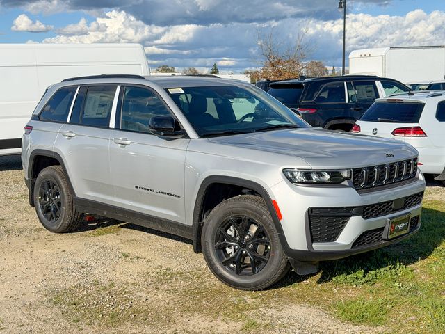 new 2026 Jeep Grand Cherokee car, priced at $45,965