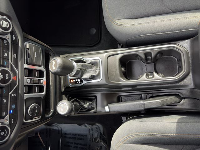 2024 JEEP WRANGLER SAHARA 4XE • 4X4 • PLUG-IN HYBRID CLEAN CARFAX • 1 OWNER BODY COLOR HARD TOP • ADAPTIVE CRUISE • APPLE CARPLAY • REMOTE START Thumbnail