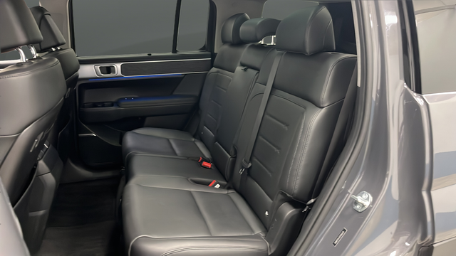 Used 2025 Ecotronic Gray Hyundai Limited image 23