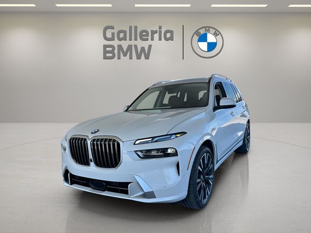 2026 BMW X7 40i's photo