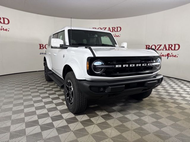 2025 Oxford White Ford Bronco Outer Banks SUV