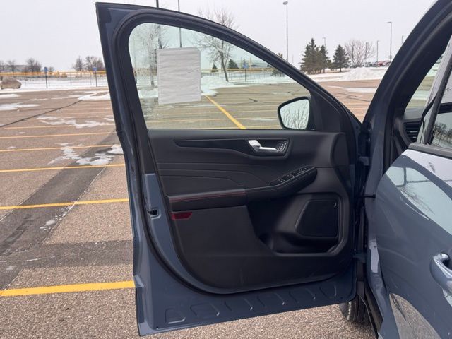 2026 Ford Escape ST-Line Select