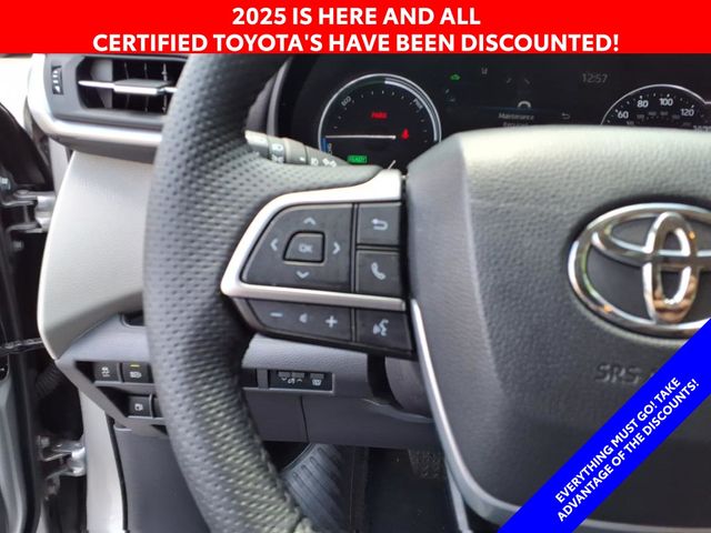 2024 Toyota Sienna Limited photo