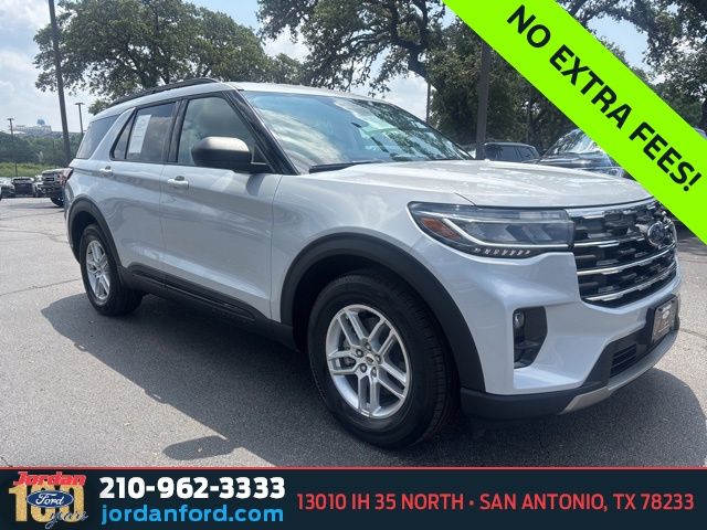 Space White Metallic 2026 Ford Explorer SUV / Crossover Rear-Wheel Drive Automatic