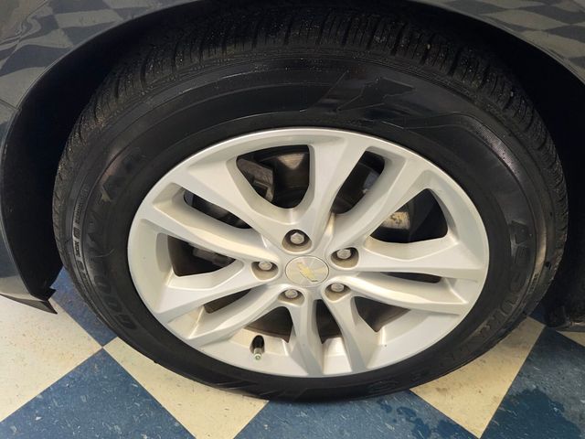 Used 2016 Gray Chevrolet LT image 18