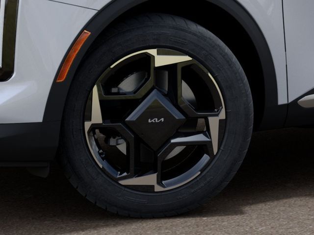 New 2026 White Kia EX image 9