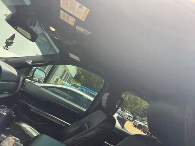 Used 2018 Silver Ford XLT image 4