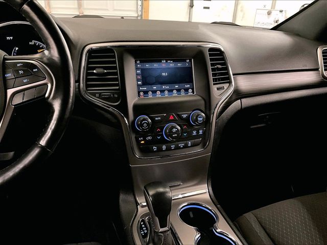 2021 Jeep Grand Cherokee Laredo E Gray at South Hills CDJR