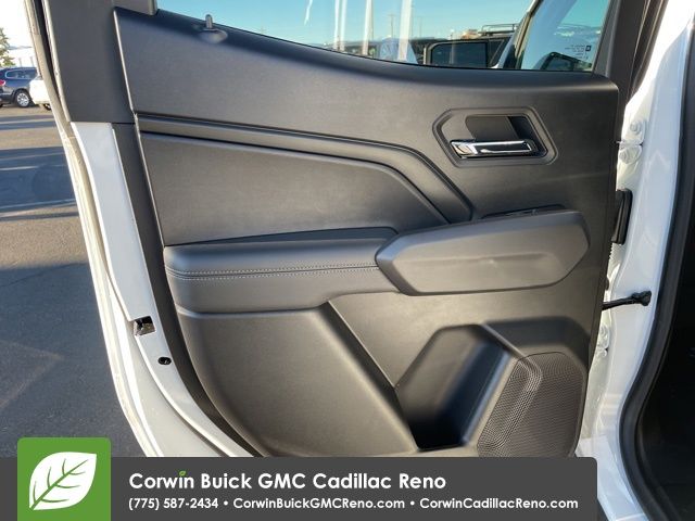 2024 GMC Canyon Elevation 19