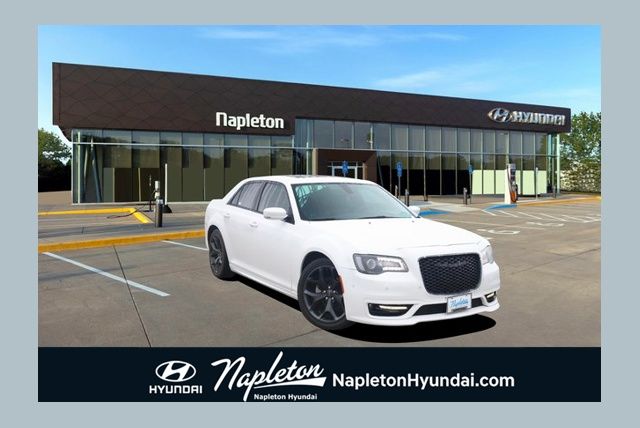 2022 Chrysler 300 Touring L RWD