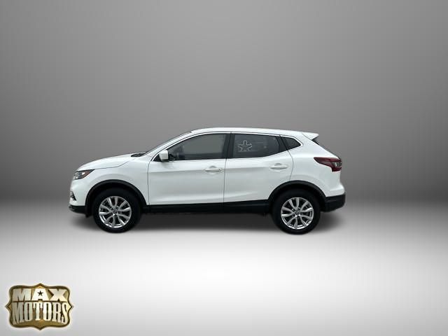 2022 Nissan Rogue Sport S 4