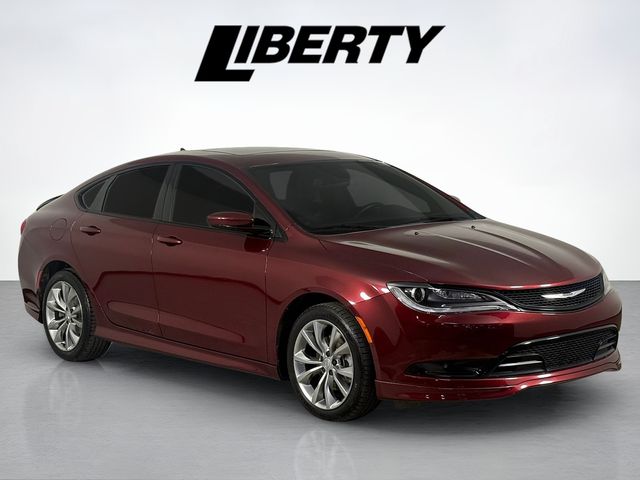 2015 Chrysler 200 S Sedan FWD