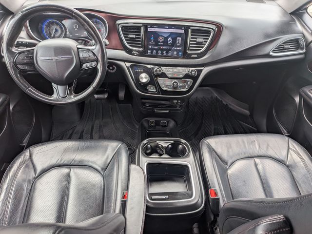2019 Chrysler Pacifica - Image 29