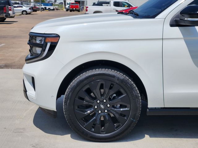 2025 White Ford Expedition Platinum 4X4 SUV