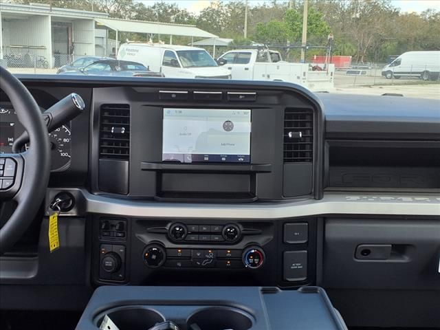 2025 Ford F-350SD XL photo