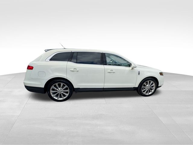 2012 Lincoln MKT EcoBoost 11