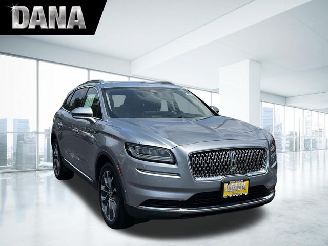 Silver Radiance Metallic Clearcoat 2023 Lincoln Nautilus SUV / Crossover All-Wheel Drive 8-Speed Automatic