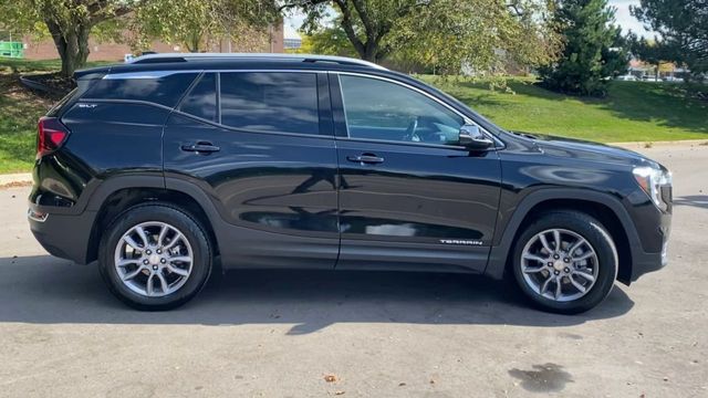 2022 GMC Terrain SLT 9