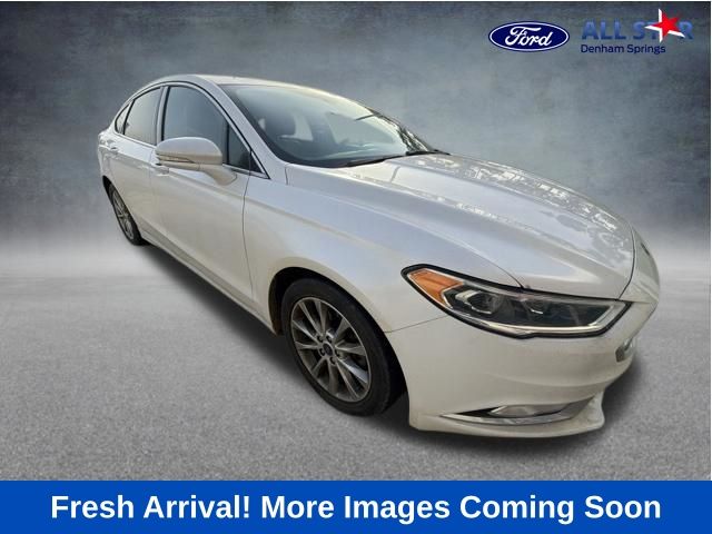 White Platinum Clearcoat Metallic 2017 Ford Fusion Sedan Front-Wheel Drive 6-Speed Automatic