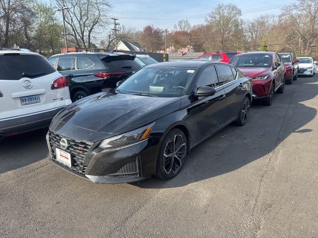 2023 Nissan Altima SR