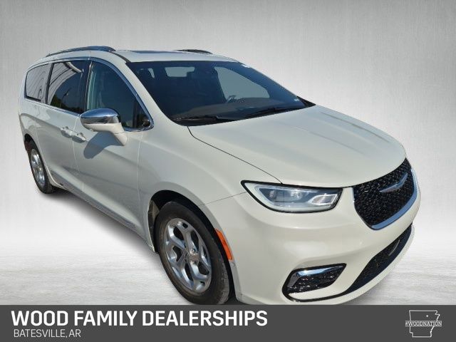 Luxury White Pearlcoat 2021 Chrysler Pacifica Hybrid Minivan Front-Wheel Drive Continuously Variable Transmission