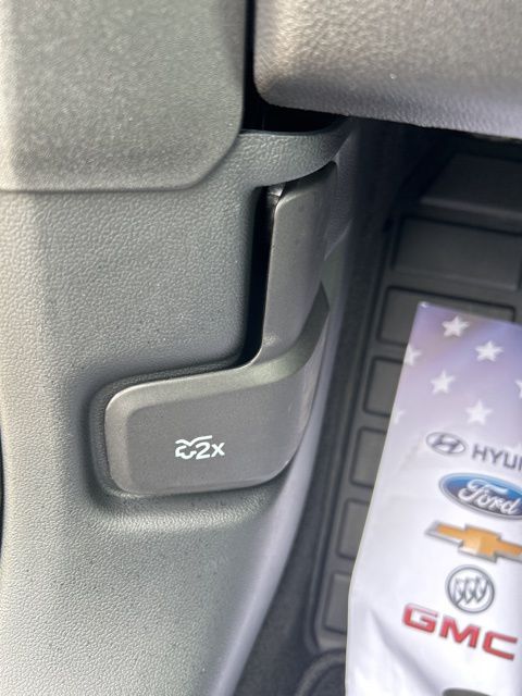 2024 Ford Escape ST-Line 36