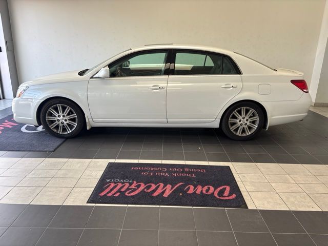2007 Toyota Avalon XL White at Emmons Autoplex