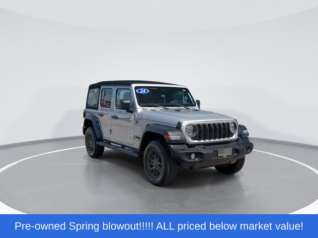 Used 2024 Silver Zynith Clearcoat Jeep Sport S image 2