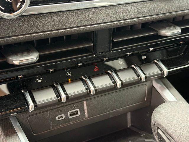 new 2026 Chevrolet Colorado car, priced at $37,225