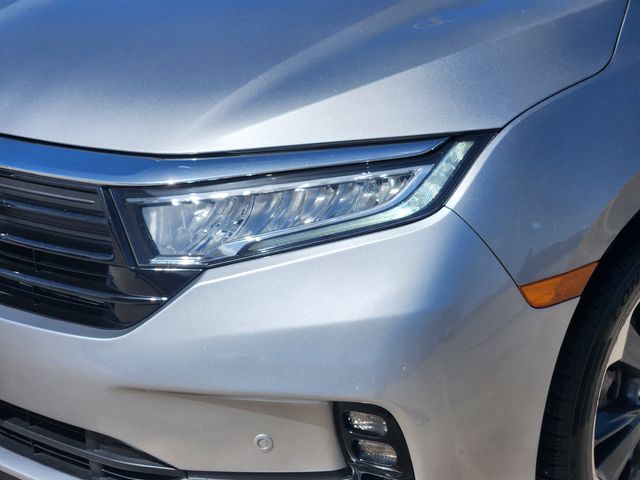 2023 Honda Odyssey Elite Silver at Classic Elite Chevrolet Sugar Land
