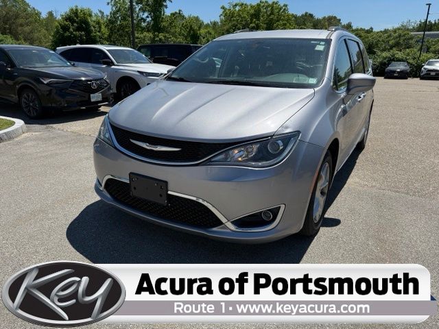 2017 Chrysler Pacifica Touring L FWD