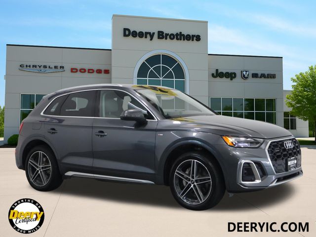 2021 Audi Q5 Hybrid Plug-in e quattro Premium Plus 55 TFSI AWD