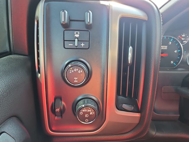 Used 2018 Gray GMC Denali image 27