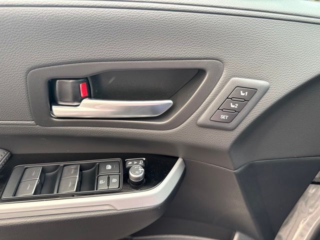 New 2026 Toyota Sienna Van