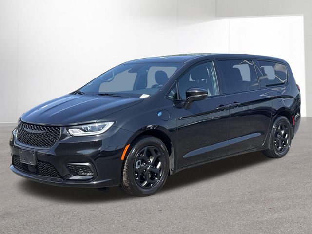 2022 Chrysler Pacifica Hybrid