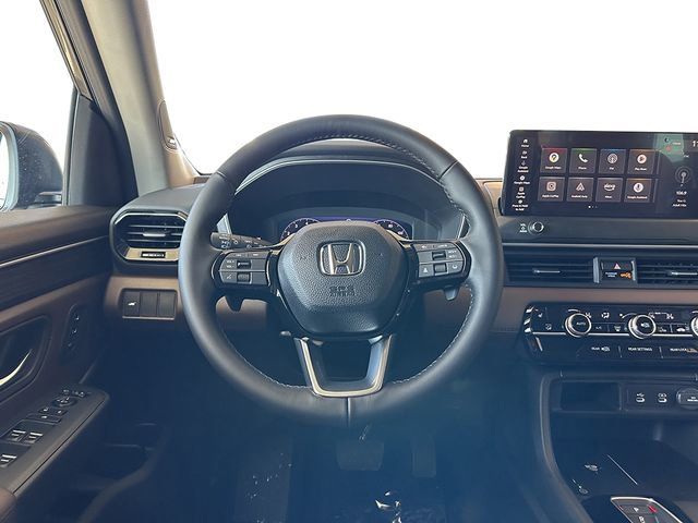 New 2026 Platinum White Pearl Honda Touring Blackout image 16