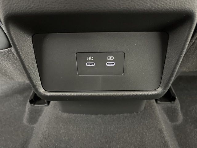 2025 Everest White Pearl Nissan Rogue SV FWD SUV