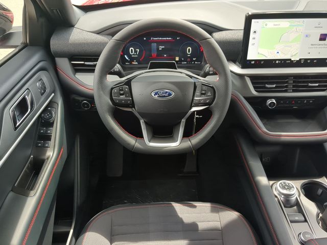 New 2026 Rapid Red Metallic Tinted Clearcoat Ford ST-Line image 39