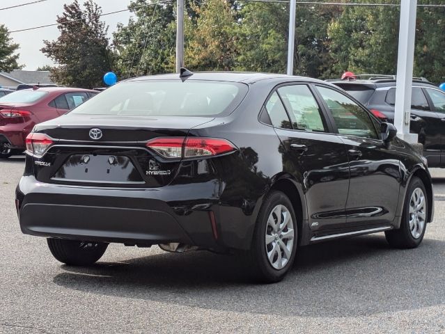 2024 Toyota Corolla Hybrid LE 3