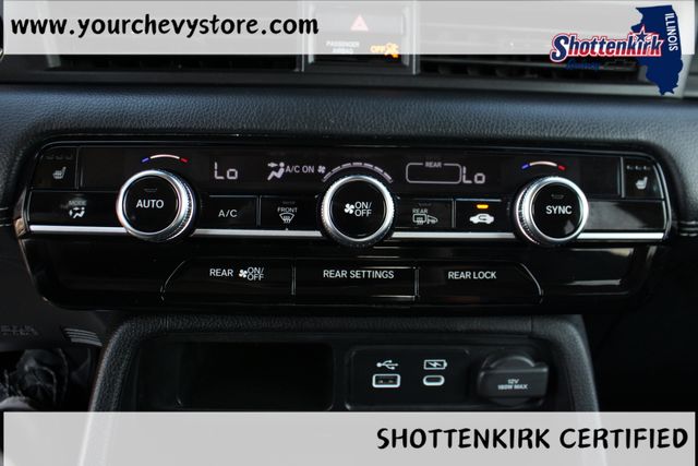 Used 2025 Honda Pilot SUV