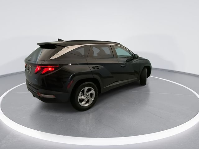 Used 2024 Black Hyundai SEL image 6