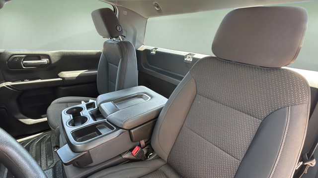 Used 2025 White Chevrolet WT image 18